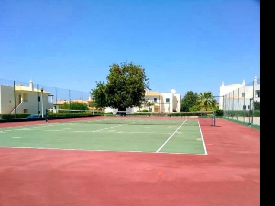 Lake Apartment - Pool And Sea View & Tennis Court & Bbq Pêra Zewnętrze zdjęcie